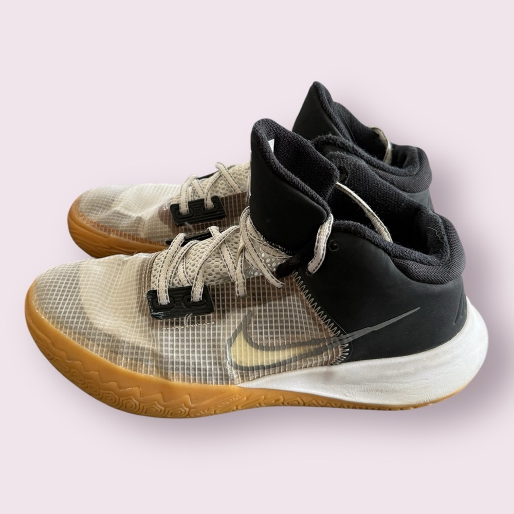 Nike Kyrie Irving Flytrap 4 Men’s Basketball Shoes Size 8